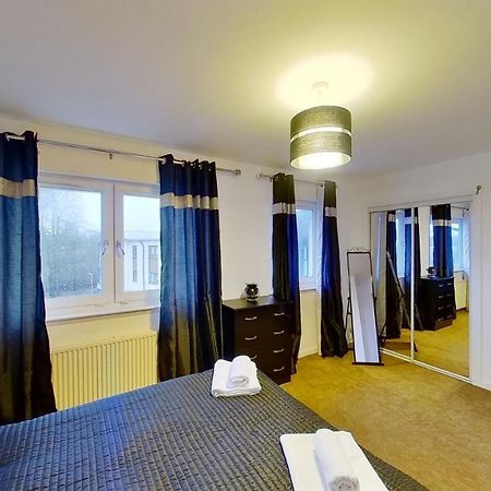 Orange Town House - Shaw Road, Only 6 Minutes To City Centre 阿伯丁 外观 照片