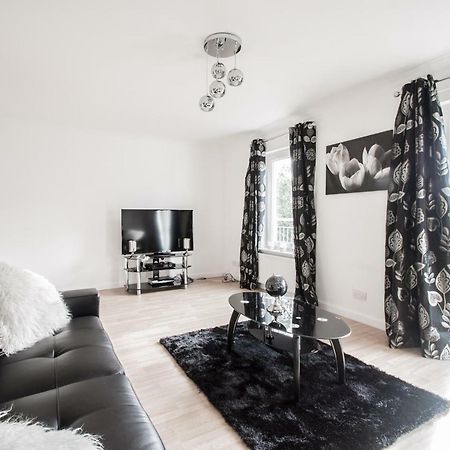 Orange Town House - Shaw Road, Only 6 Minutes To City Centre 阿伯丁 外观 照片