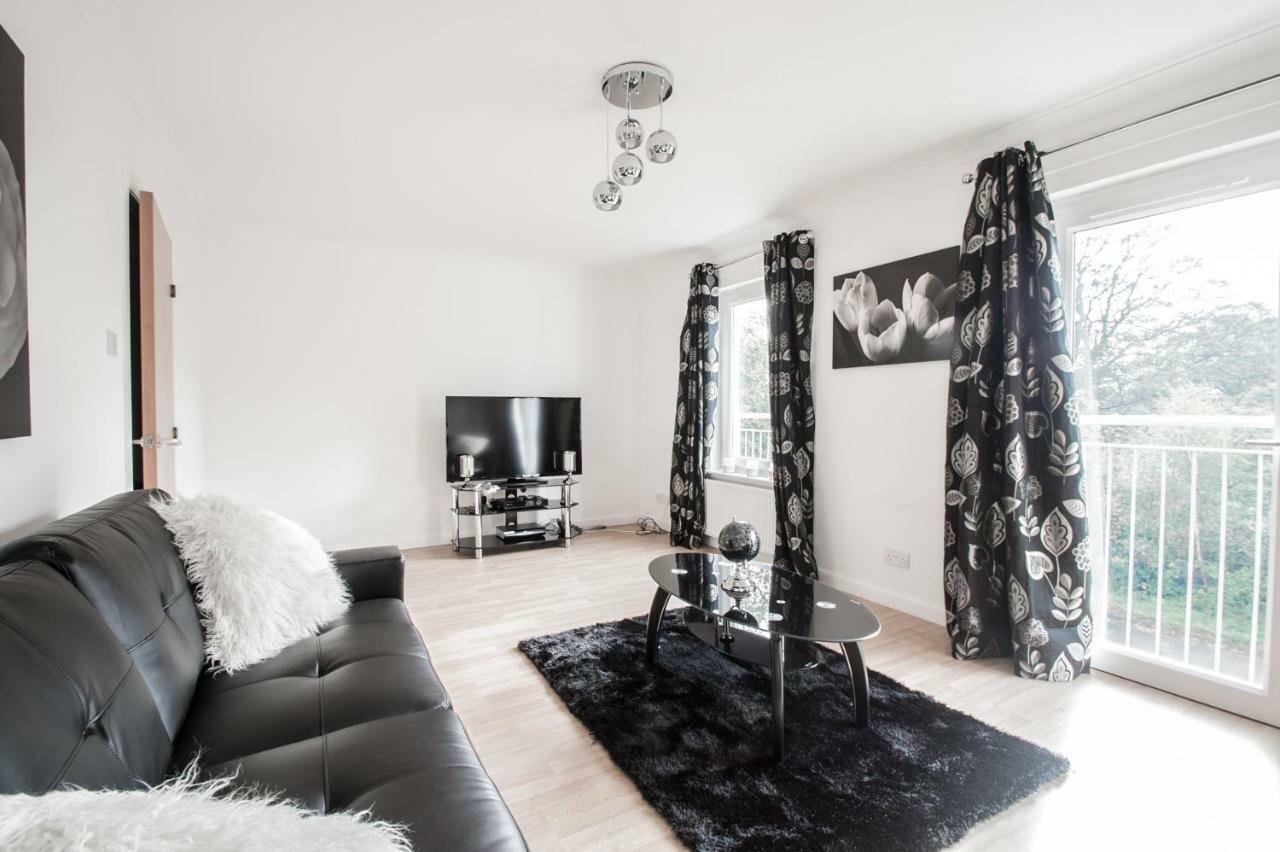 Orange Town House - Shaw Road, Only 6 Minutes To City Centre 阿伯丁 外观 照片