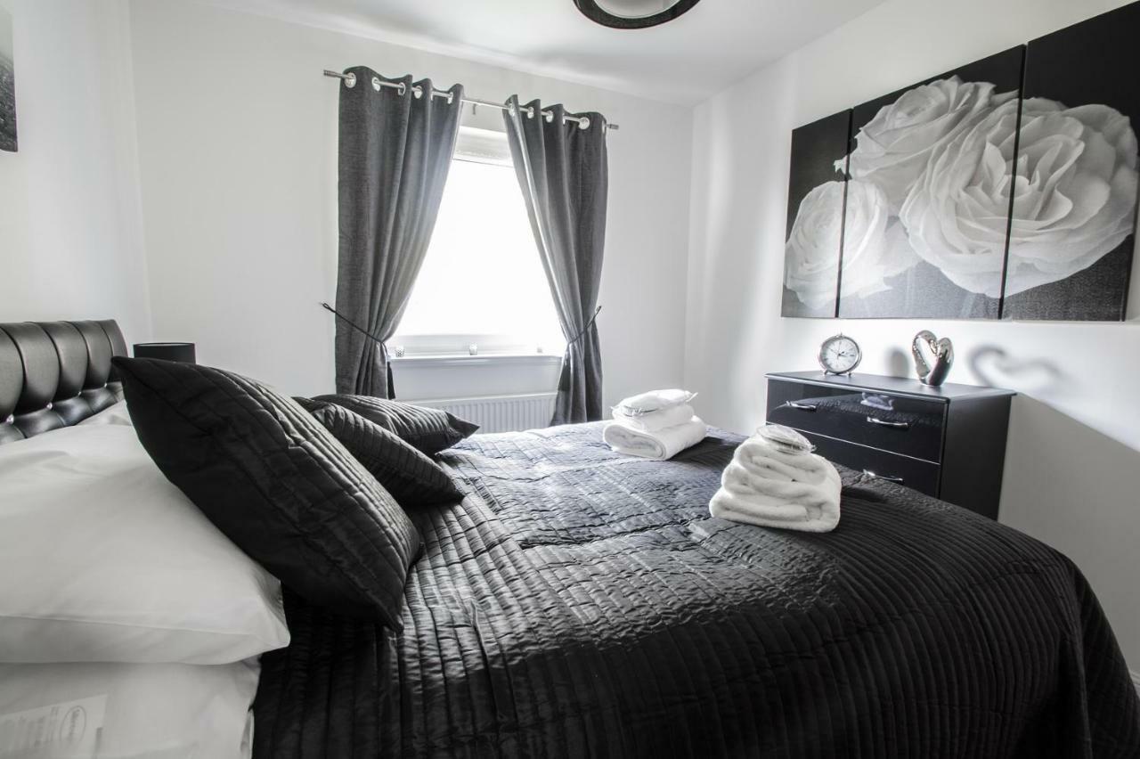 Orange Town House - Shaw Road, Only 6 Minutes To City Centre 阿伯丁 外观 照片